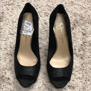 Jessica Simpson platforms